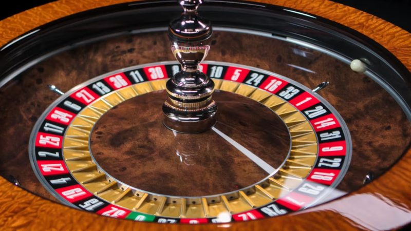 Roulette Live: Il Funzionamento del Gioco in Streaming con Croupier Reali